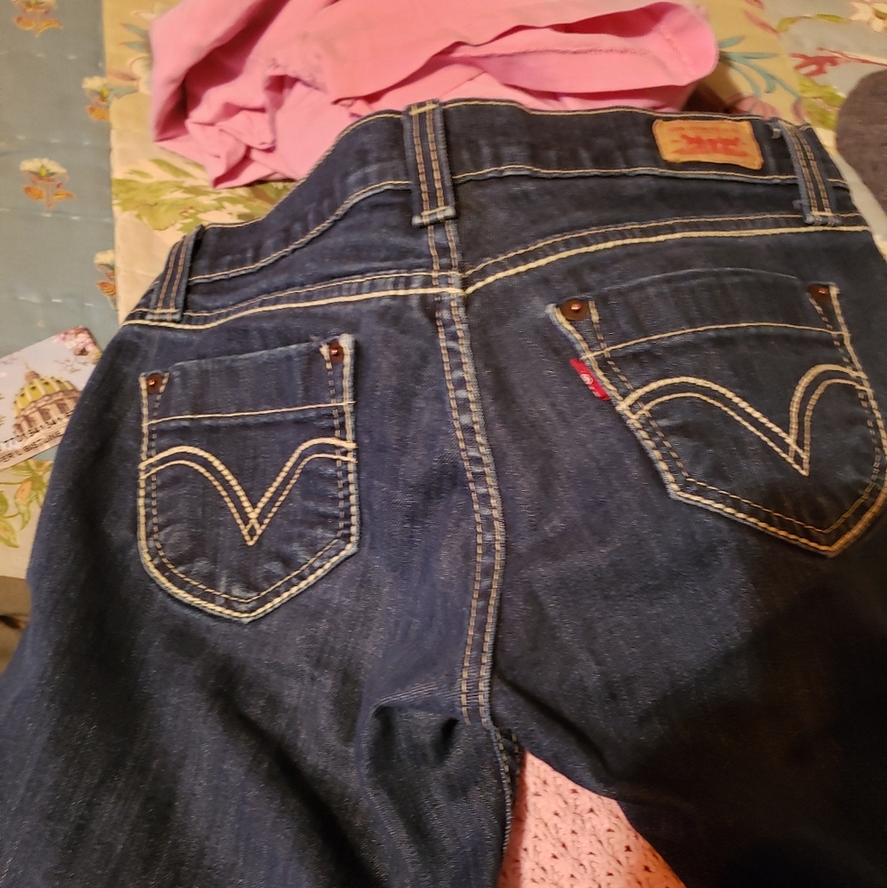 Levi's 524 Low-rise Jeans